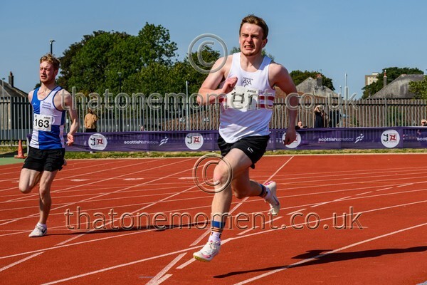 Age25SAT-917197 - Track Male