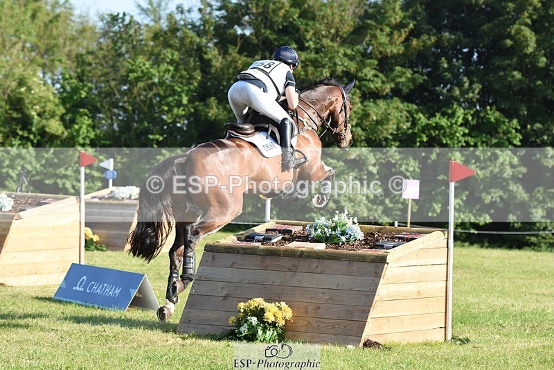 230527-180204-14287 - 168-PARKFIELD_ARTIE_BLOU-Laura_Collett-XC