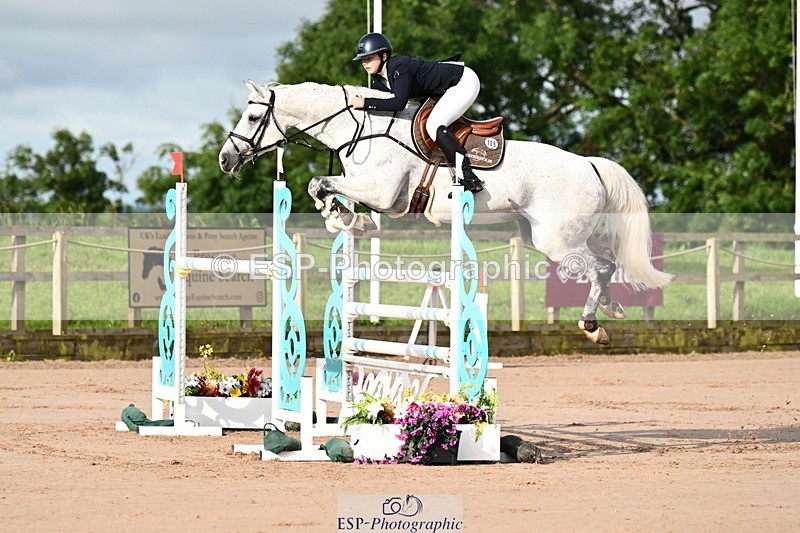 240721A-080421-16370 - Cls 20, 1 Star Gold Tour 1.35m