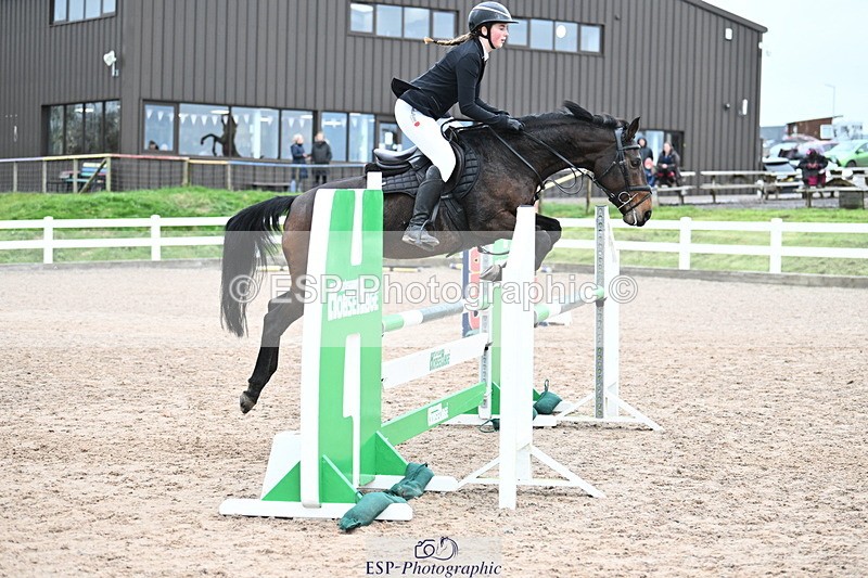231118A-141626-03353 - Cls 9 Foxhunter & 1.10m Open