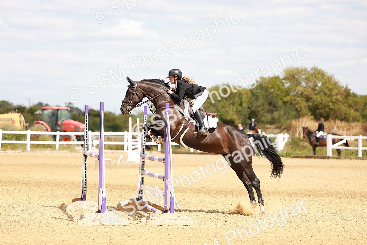 SBM_006609 - Class 4 - Senior British Newcomers - 1.10m