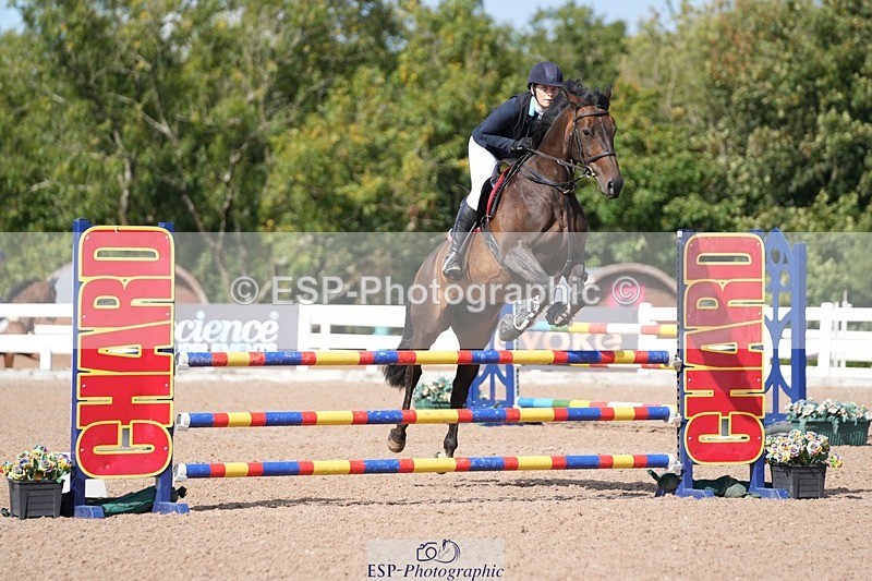 250912-142231-04938 - Cls 25 1.05m Amateur Quali