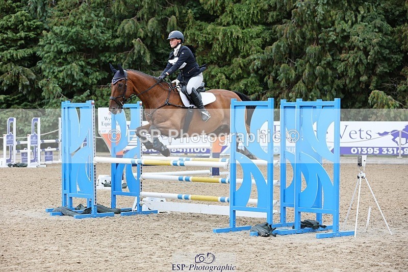 250803A-122926-12814 - M-576-Ella.Otto-SUMMERBRIDGE.TIPP