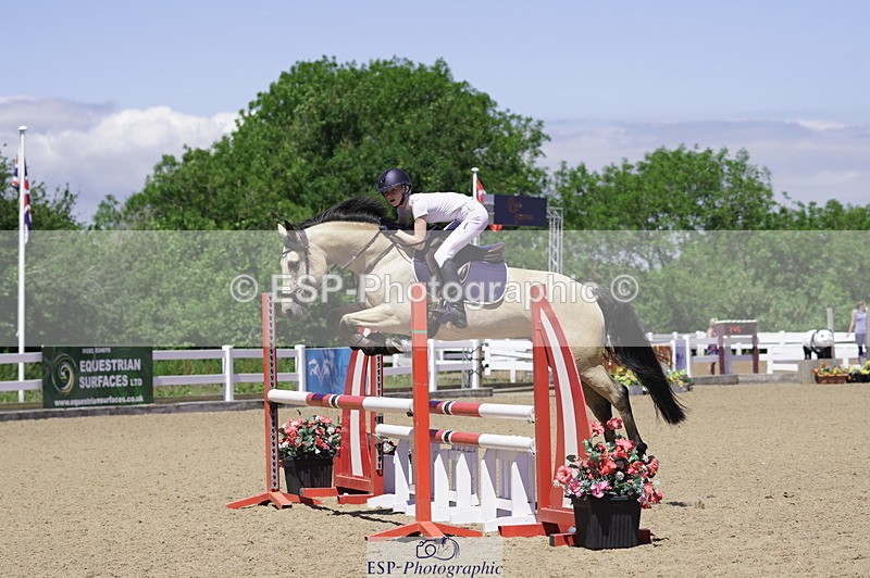 230624A-131026-01515 - Cls 24 Pony Discovery & 90cm Open