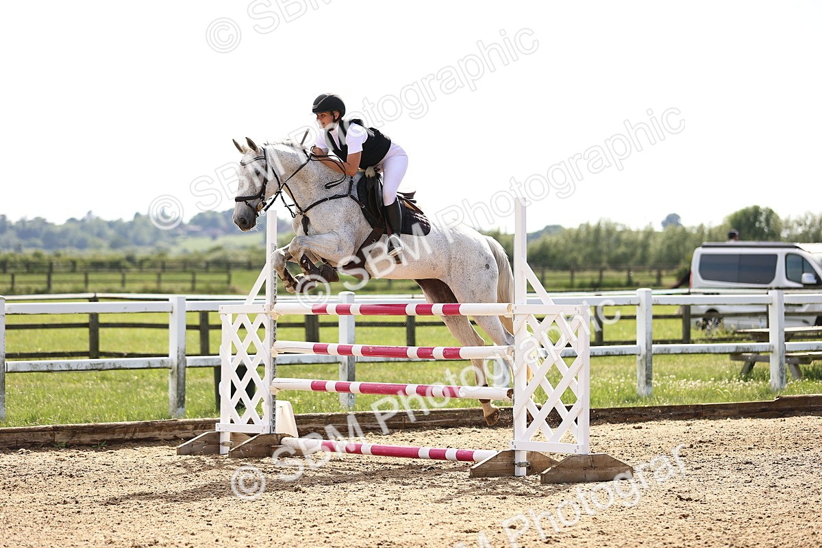 SBM_003013 - Class 5 - Senior Foxhunter - 1.20m