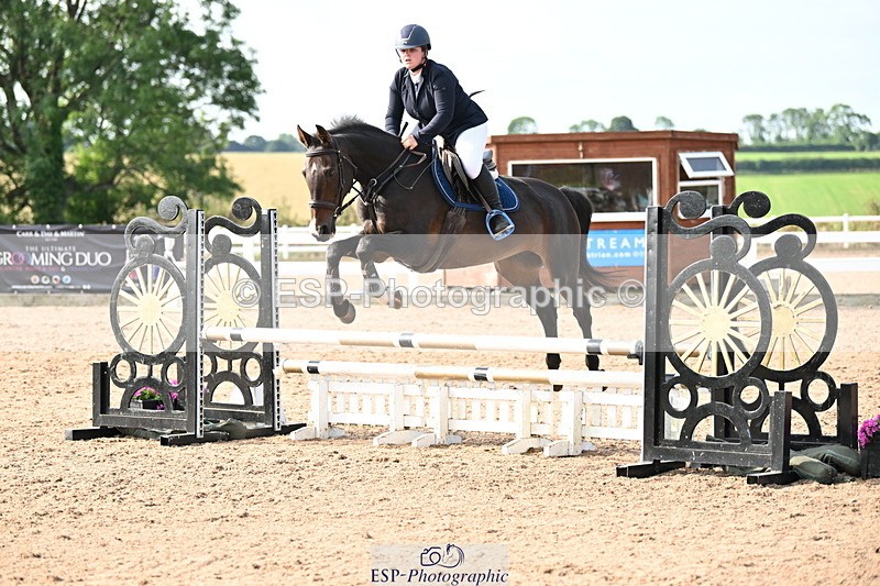 240802A-092041-03356 - Cls 21 A&B Brit Nov & 90cm Open