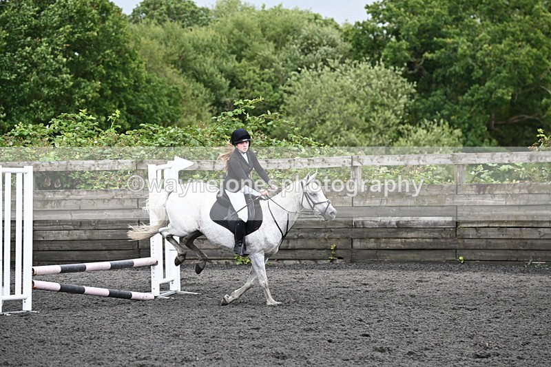 WJ6_0152 - Class 13 Novice 60cm