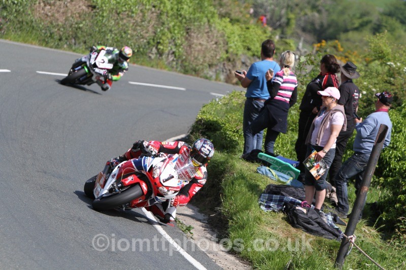 John McGuinness Honda / Honda Racing - Dainese Superbike Race 2014