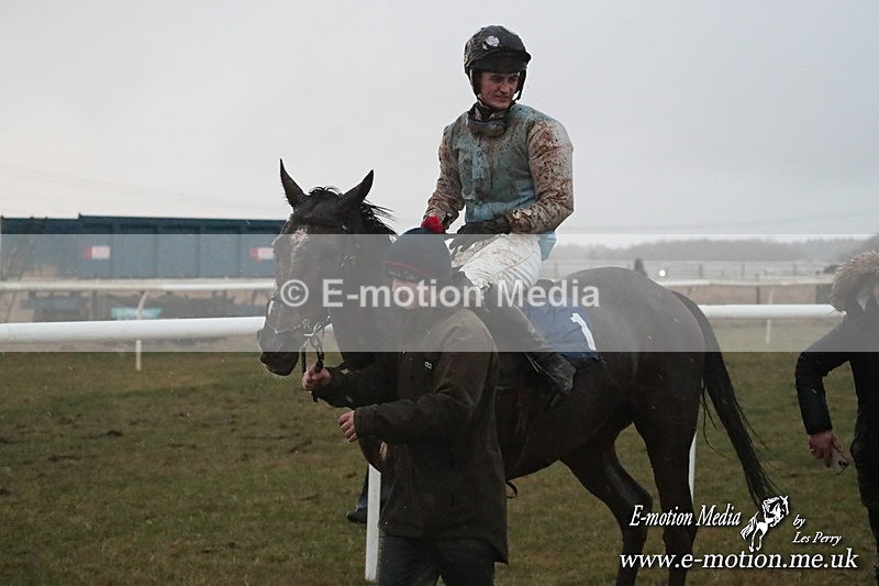 PtP 260125 1306 - Cocklebarrow Point-to-Point racing with the Heythrop Hunt 26/01/25