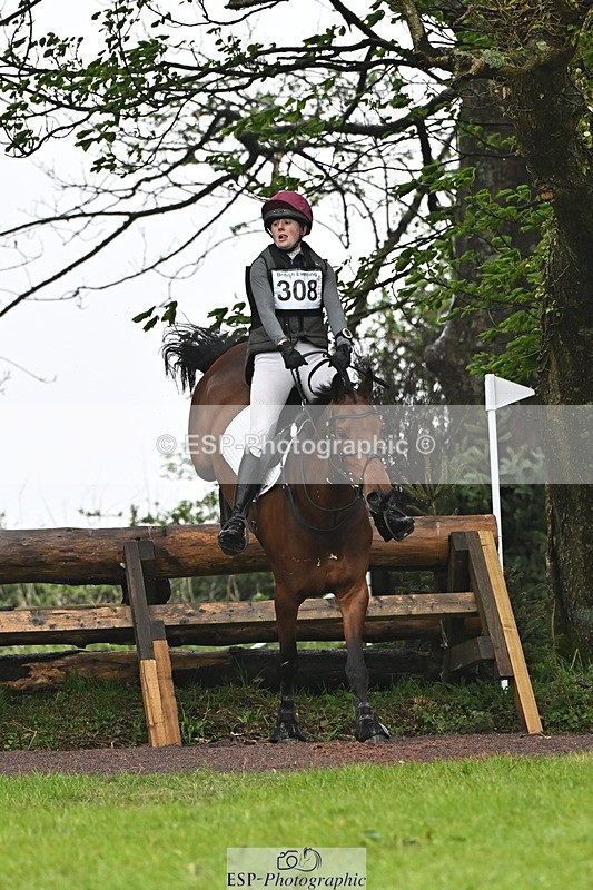 250418-155014-06895 - 308-Hannah.Hobhouse-CHEVALIAN.DUCATI