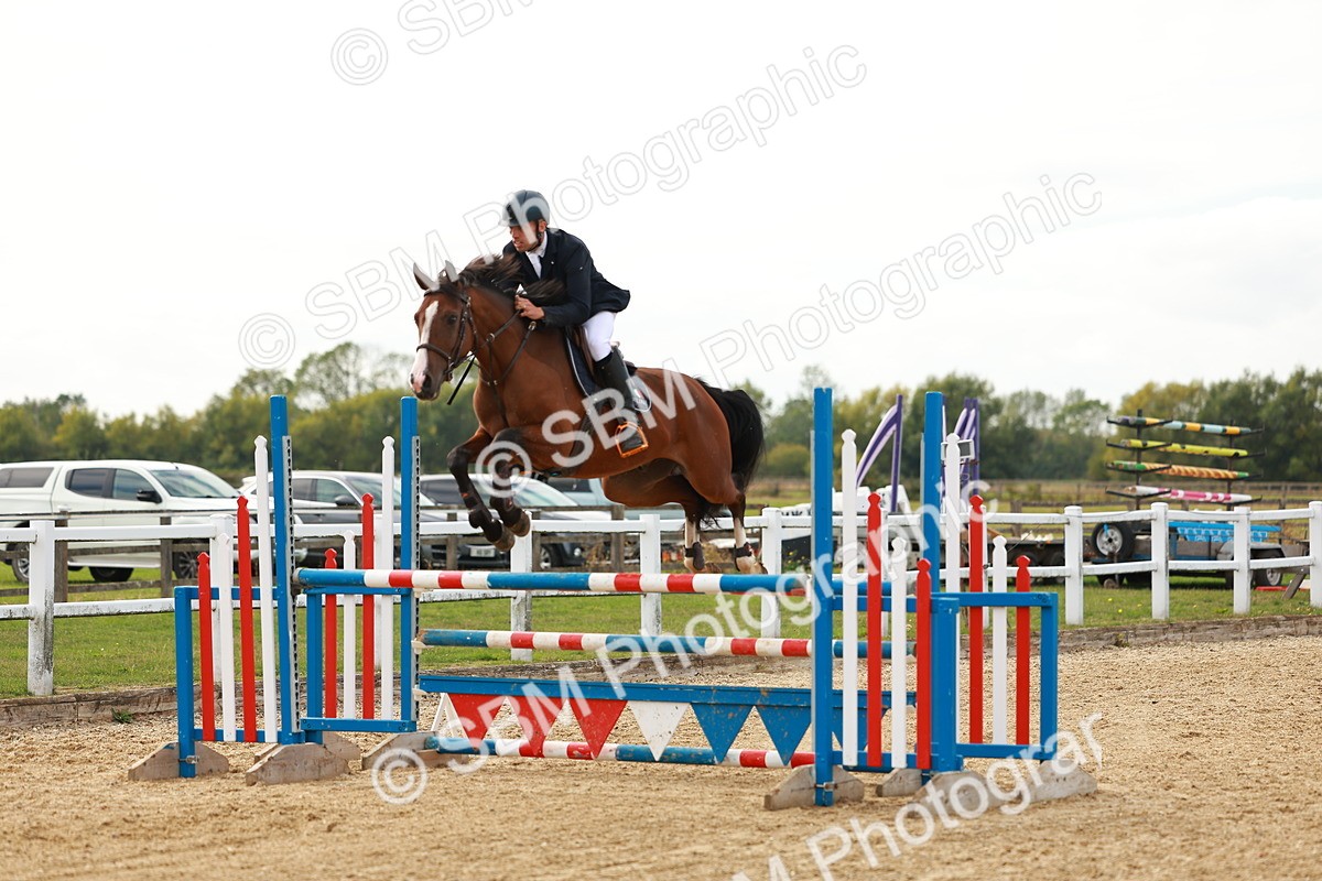 SBM_001788 - Class 4 - Senior Newcomers - 1.10m