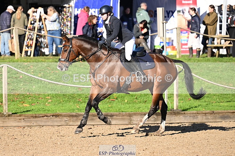 251024A-110804-06702 - B-160-Phoebe.Woods