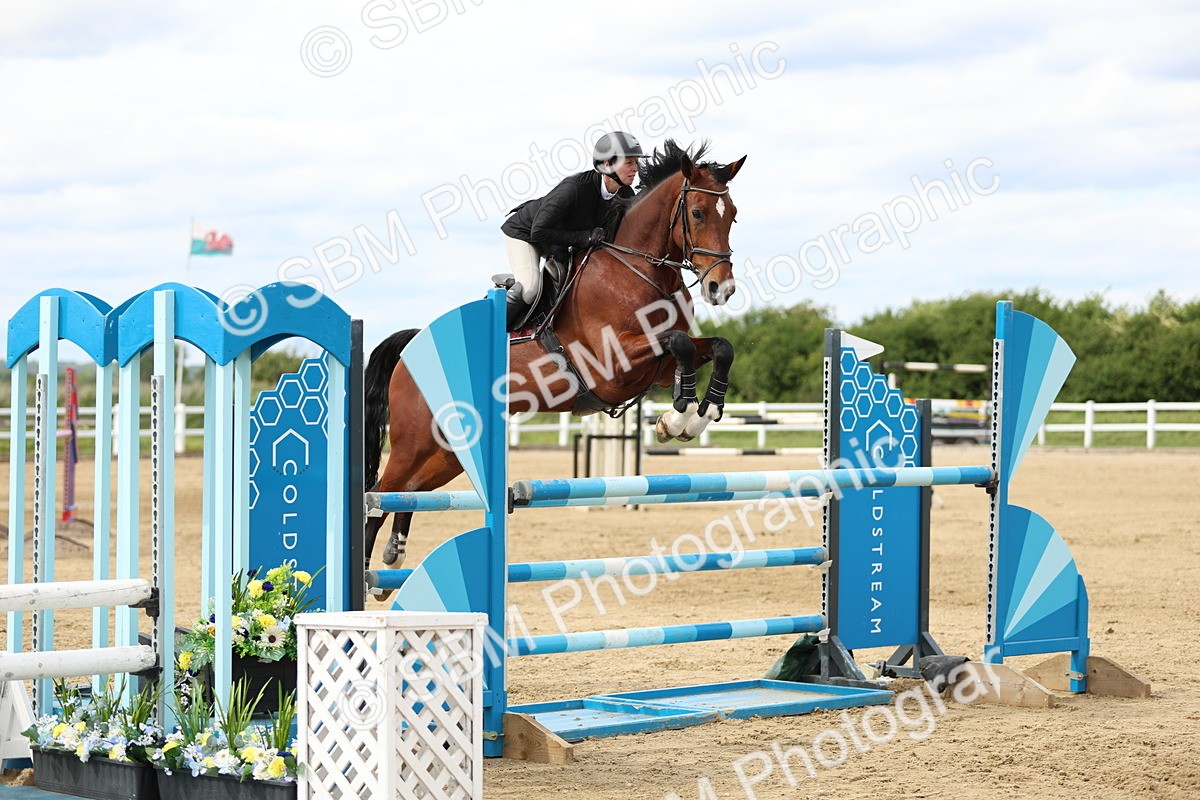 SBM_001348 - Class 5 - Senior Foxhunter - 1.20m