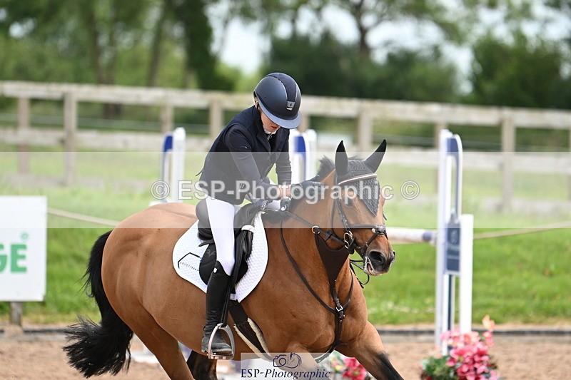 240630A-142028-14111 - Cls 25 HOYS 138cm Qualifier