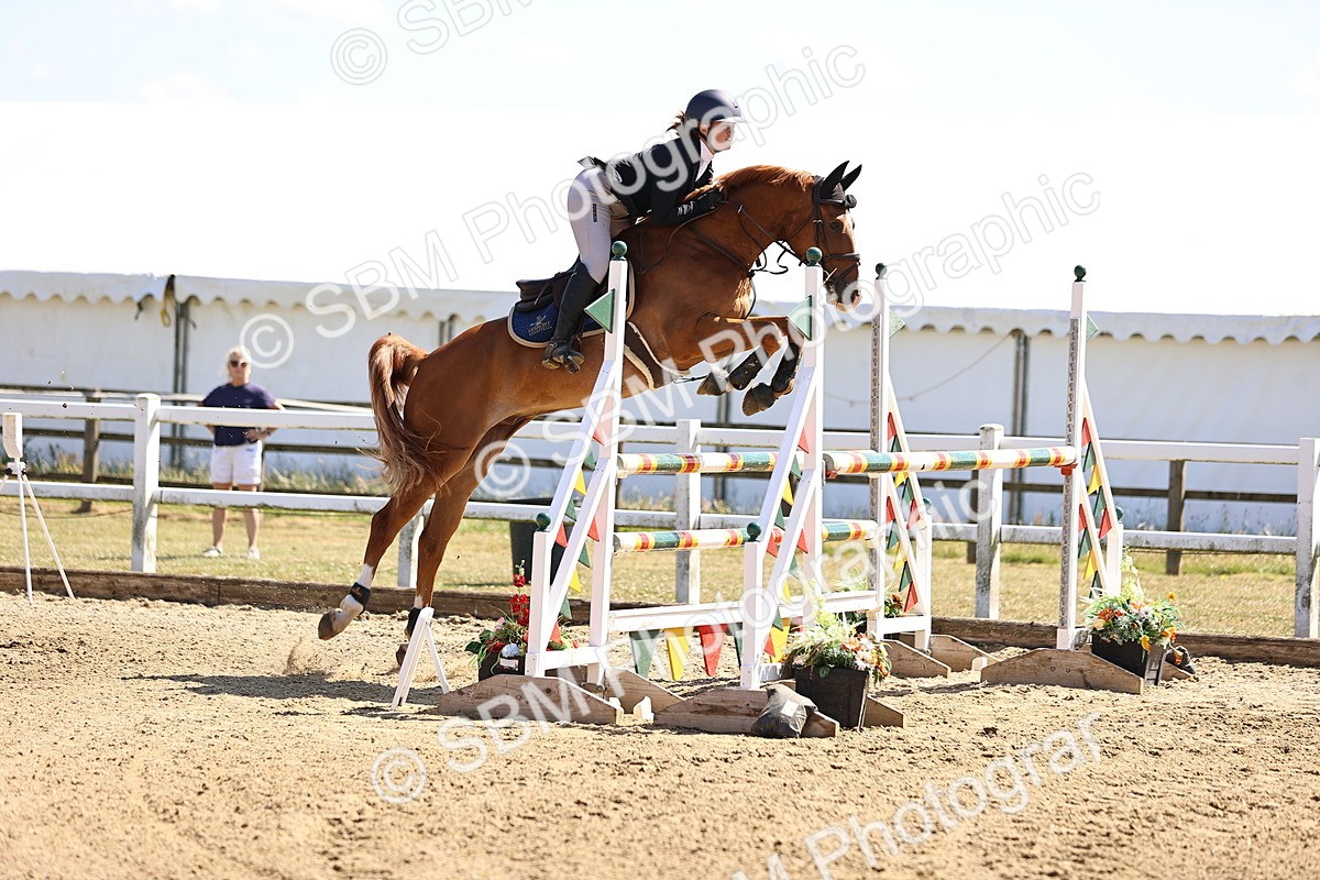 SBM_015158 - Class 16 - Senior foxhunter - 1.20m Open
