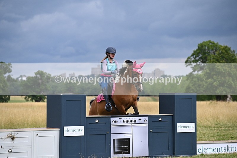 WJ6_2782 - Time at Jump 11:06 to 11:40
