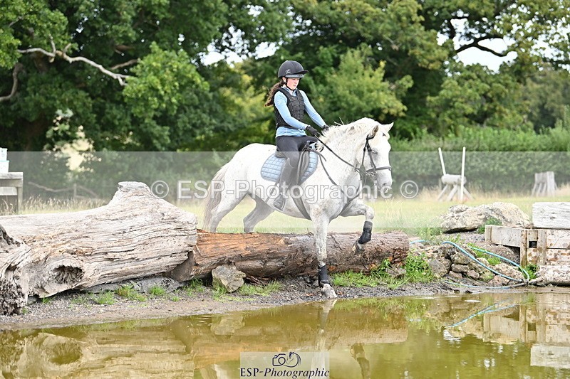 250821B-111335-00217 - Group B - Danielle