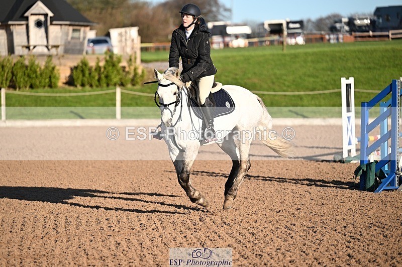 251130-100711-01286 - Cls 18 50cm Clear Round