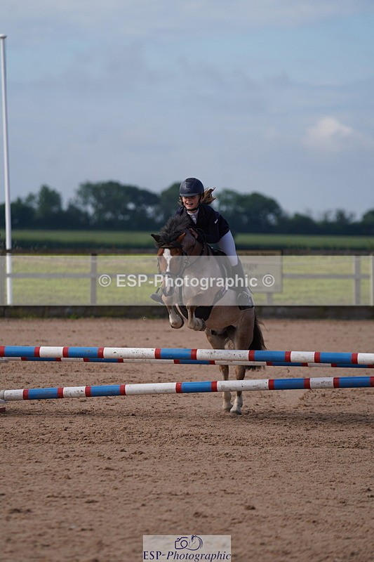 240713A-091236-00024 - Cls 2 70cm Open