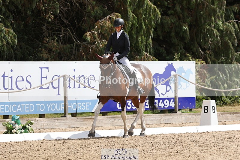 250809A-141622-03939 - 122-Lorraine.MorrisLissyegan.coloured.lady