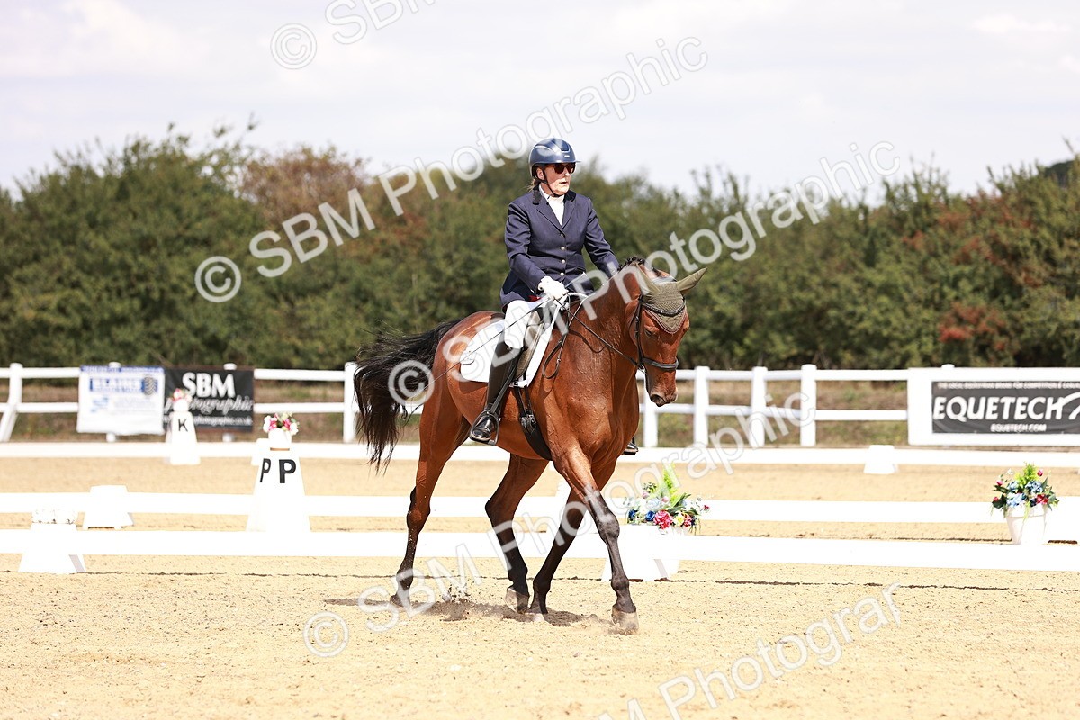 SBM_018513 - Class 17 - Novice 6