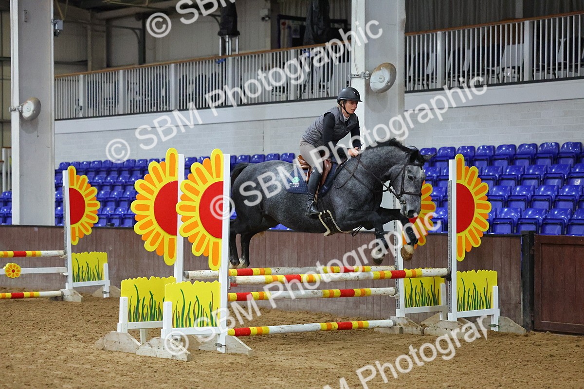 SBM_000112 - Class 1 - Clear Round 80cm