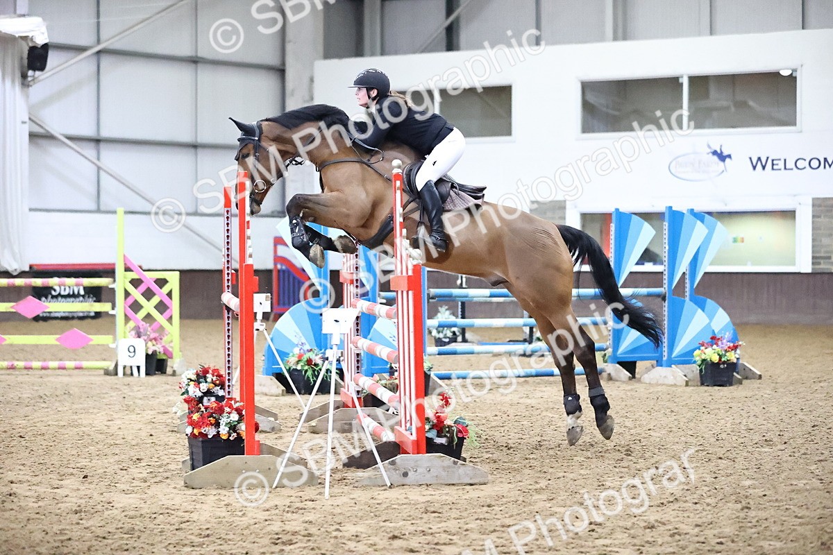 SBM_004844 - Class 16 - Senior Newcomers - 1.10m