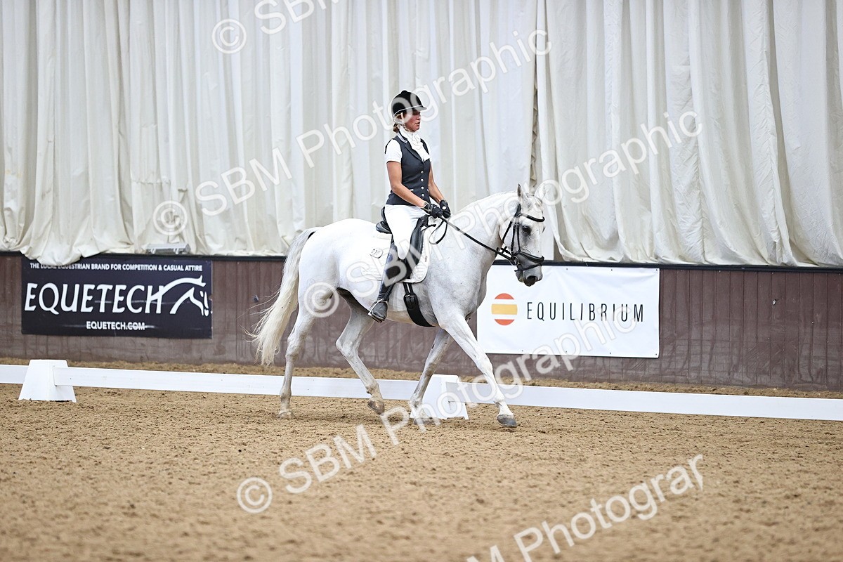 SBM_003483 - Novice 4 - 14.47-16.34