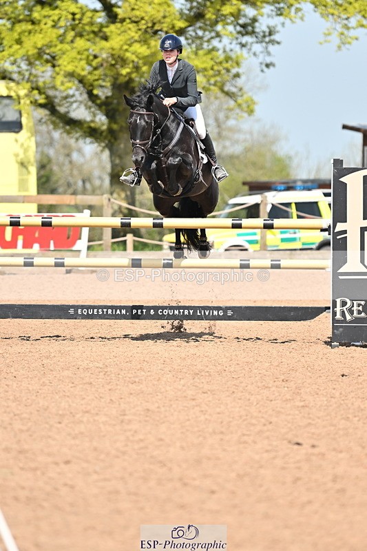 240510A-110906-05211 - Cls 21 Snr 1.20m Open