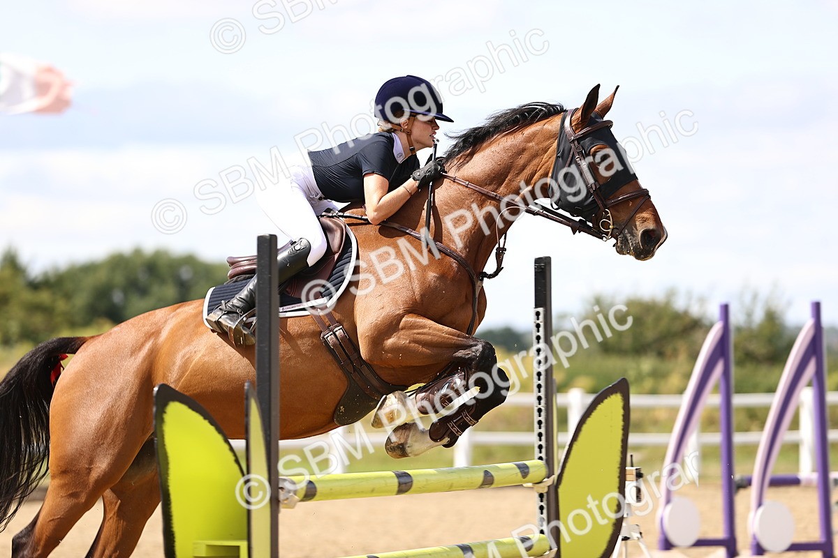 SBM_001310 - Class 6 - Senior Newcomers - 1.10m