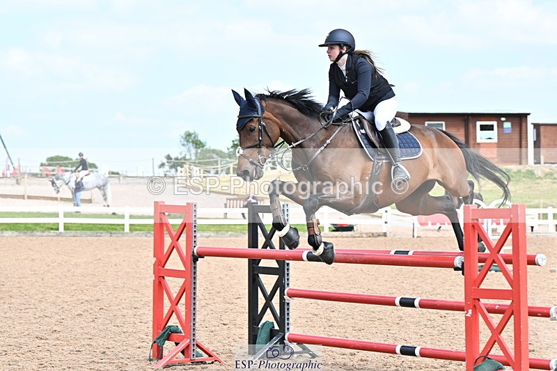 240605A-154932-00980 - Cls 5 Foxhunter and 1.20m Open