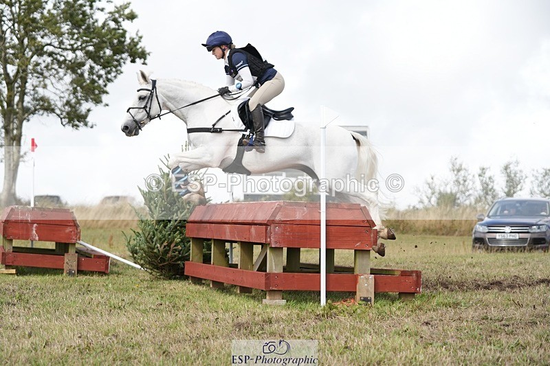 250831-141903-10697 - O-709-Cecilia.Behagg