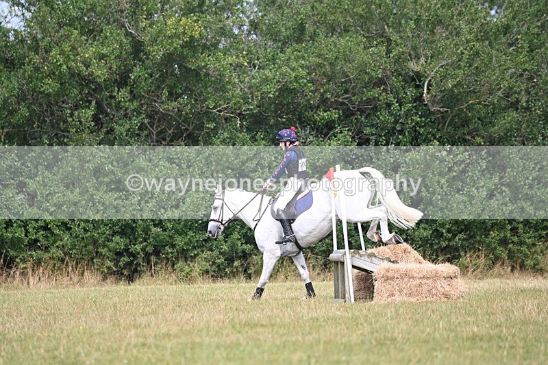 WJ6_1117 - 60cm XC Time 12:34 to 12:54