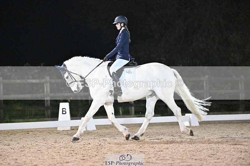 241103-173325-03569 - Novice 1 - 16.18 to 17.50