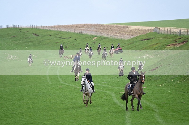 WJ6_9233 - Line Three