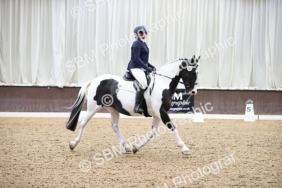 SBM_000986 - Novice 4 Warm Up