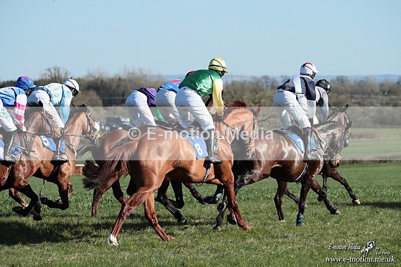 PtP 210326 718 - VWH Cirencester Races 21/03/26