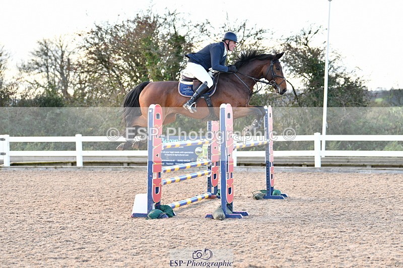 231110A-143634-00812 - Cls 6 Foxhunter & 1.20m Open