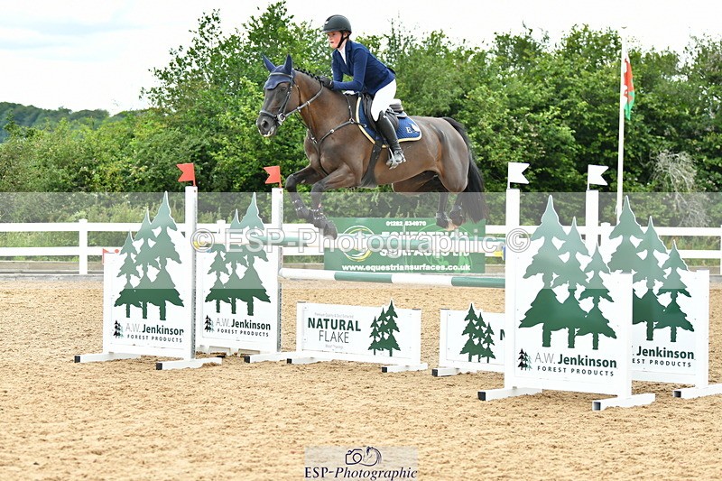 230721A-143527-06993 - Cls 22, 1 Star Gold 1.30m