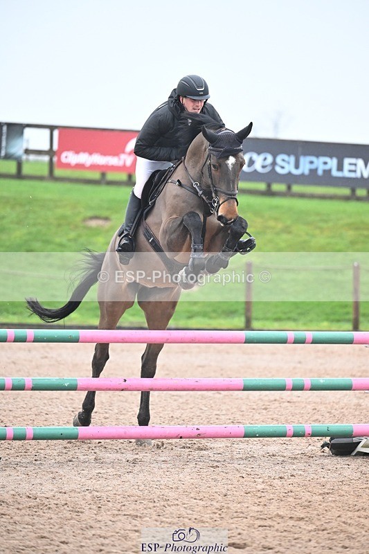 260121-124303-00305 - Snr Newcomers 1.10m