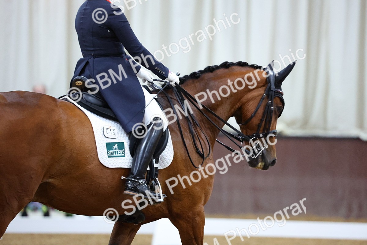 SBM_009601 - Class 14 - FEI Grand Prix - 19.27-20.27