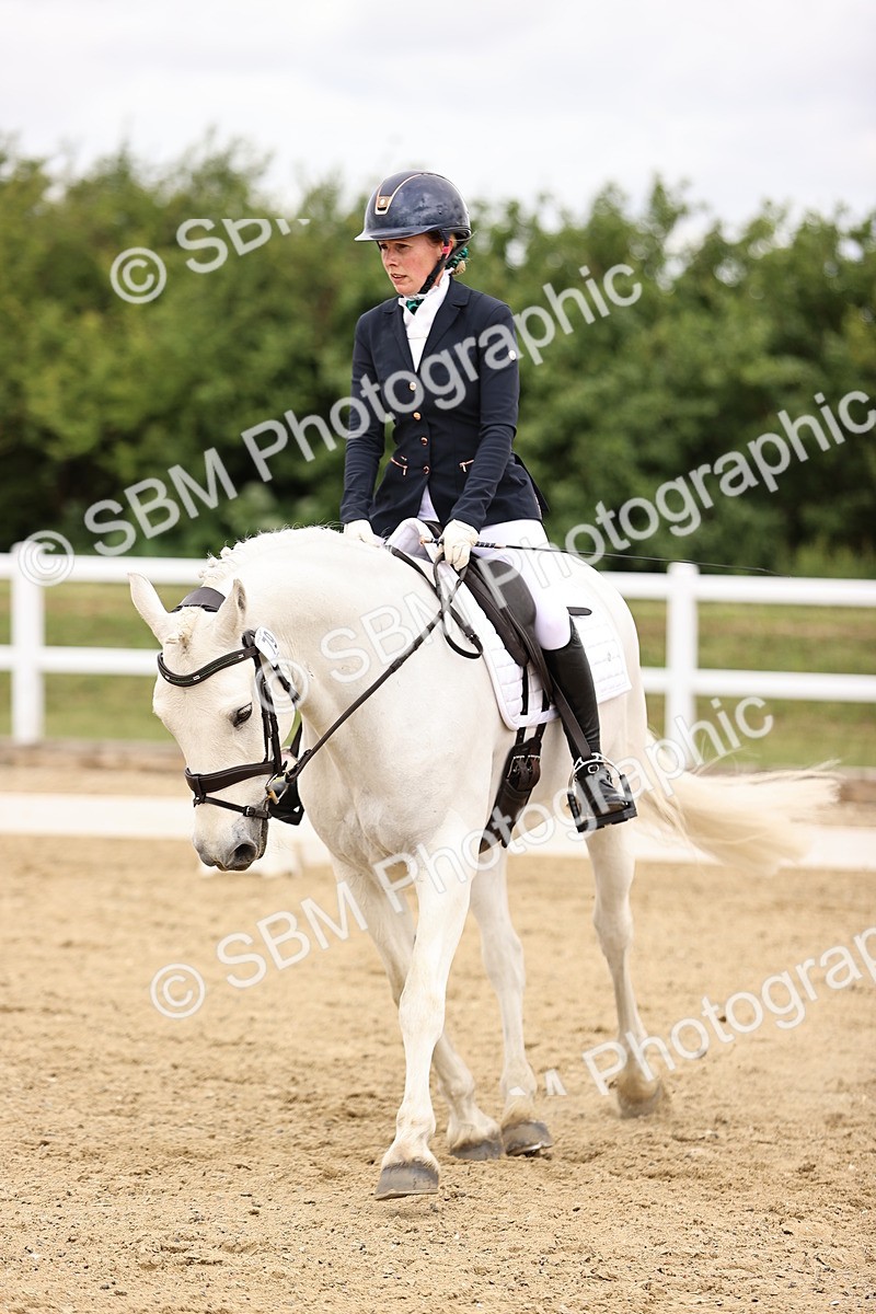 SBM_002880 - Class 2 - Novice 4 - 12.00-13.10