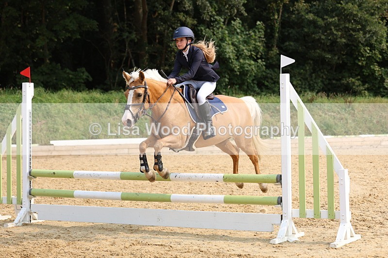 3E7A2840 - Class 11: Junior 70cm