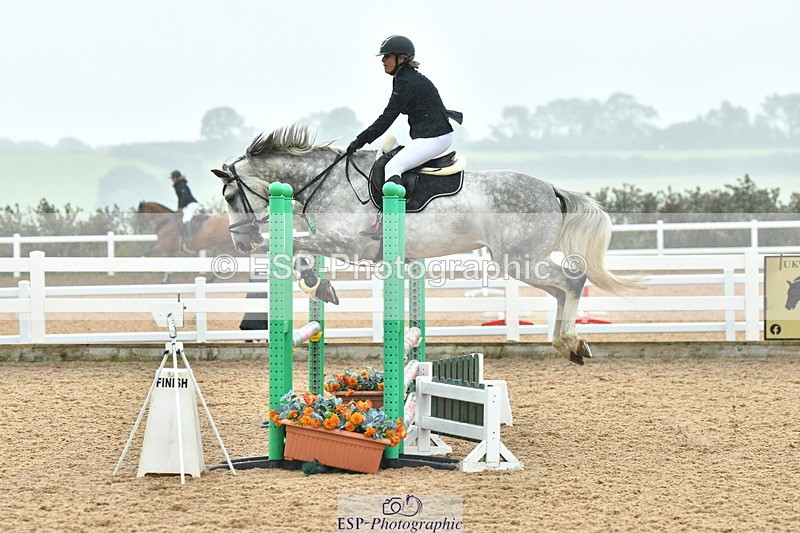 230730A-130819-09962 - Cls 33 85cm Amateur Quali