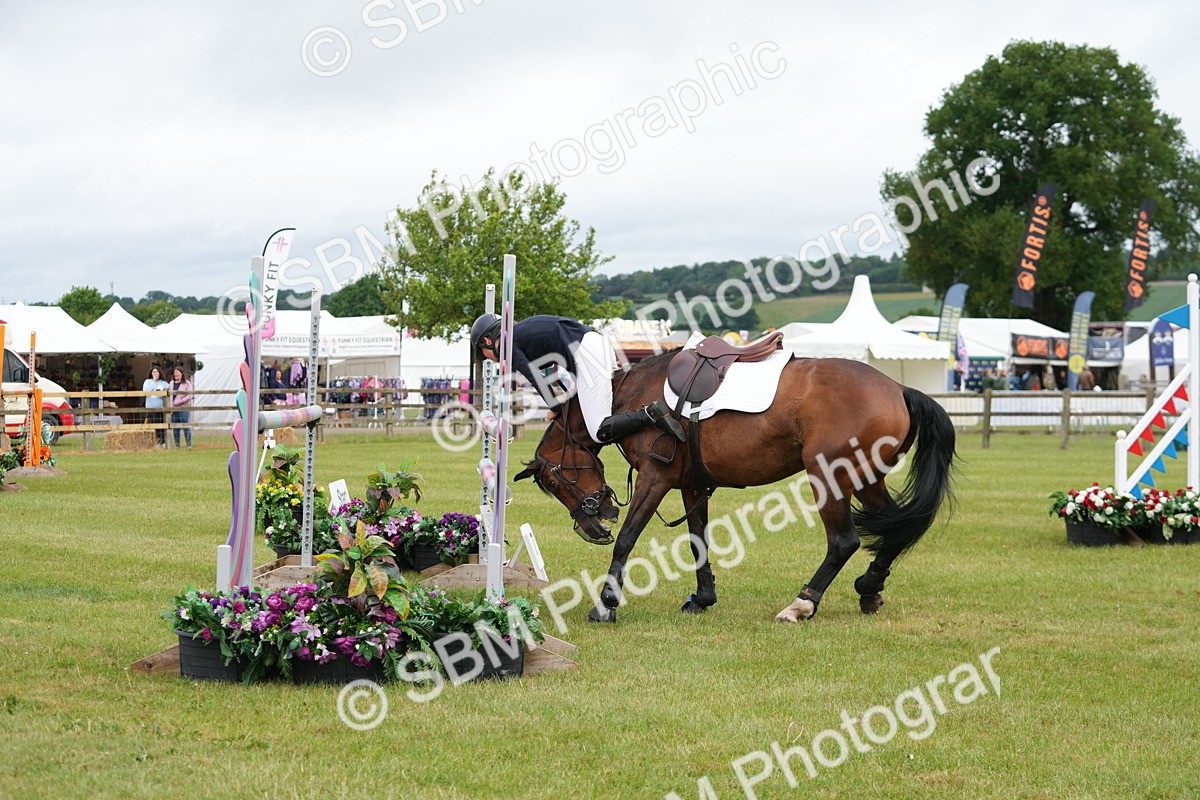 SBM_01967 - Class 200 - Martin Grant Homes Stakes 1.25m Open