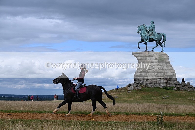 DSC_8788 - Time at Statue 14:33 to 15:10