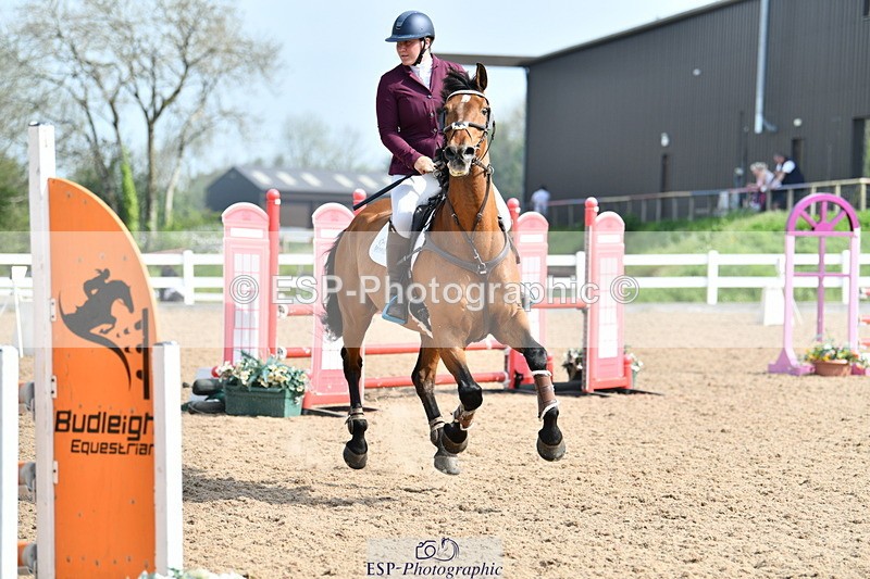 240511A-101534-11475 - Cls 28 95cm National Am Quali