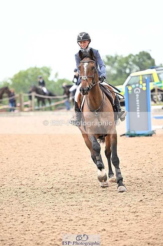 240828A-113746-00309 - Cls 2 Snr Discovery and 1m Open