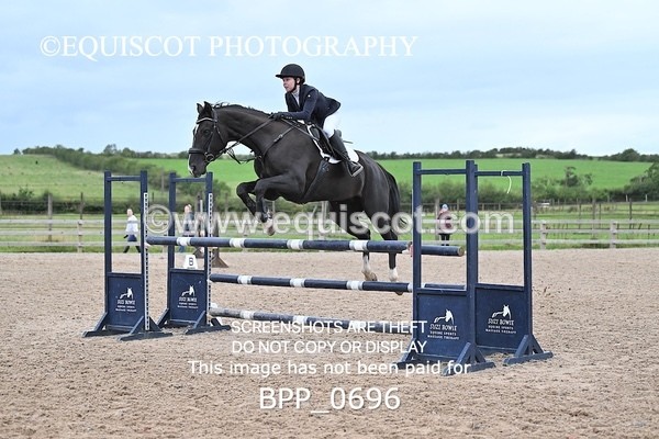 BPP_0696 - CLASS 8 Senior Newcomers/ 1.10m Open