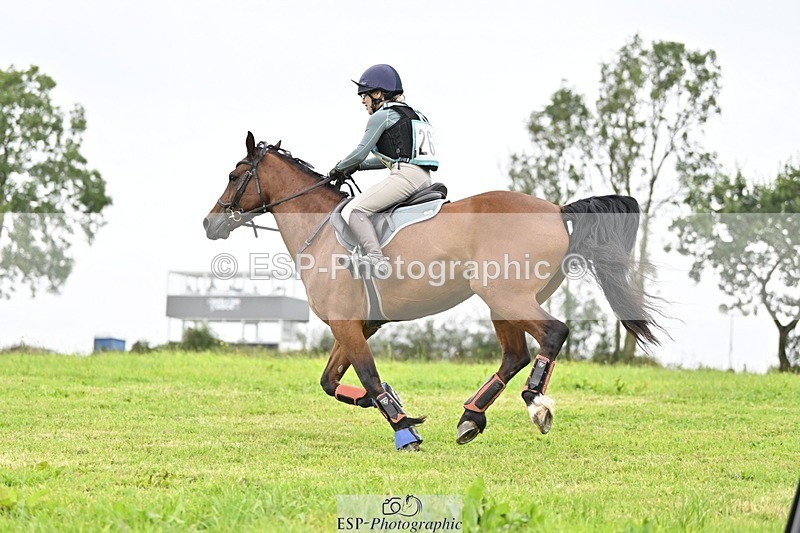 240831A-152349-04508 - 269-Vivienne.Hodges-STORM.TROOPER